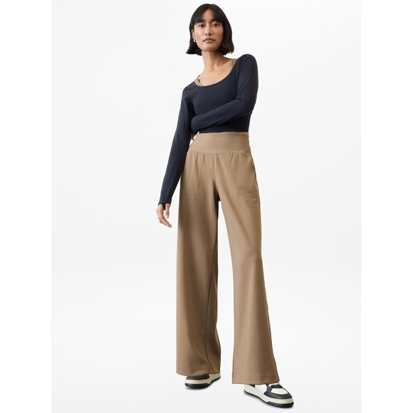 Athleta Pants - Athleta Venice Flare Pant High Rise XL 32L NWT Brownstone Beige Zip Pockets